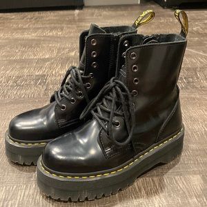 Black US size 6 Jadon platform Dr Martens